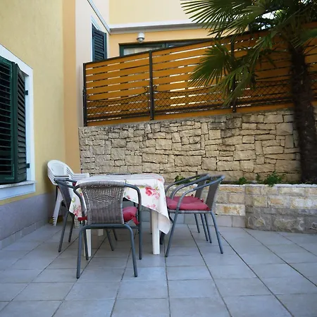Sara In Opatija, Kvarner Bucht * أوباتيا