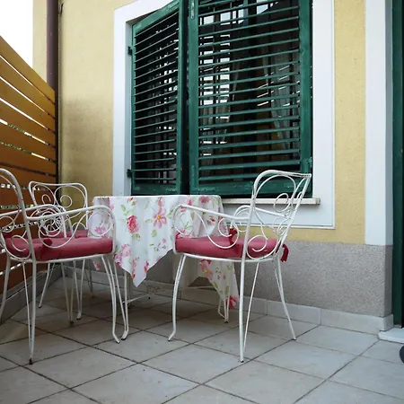 Sara In Opatija, Kvarner Bucht بيت للعطل *